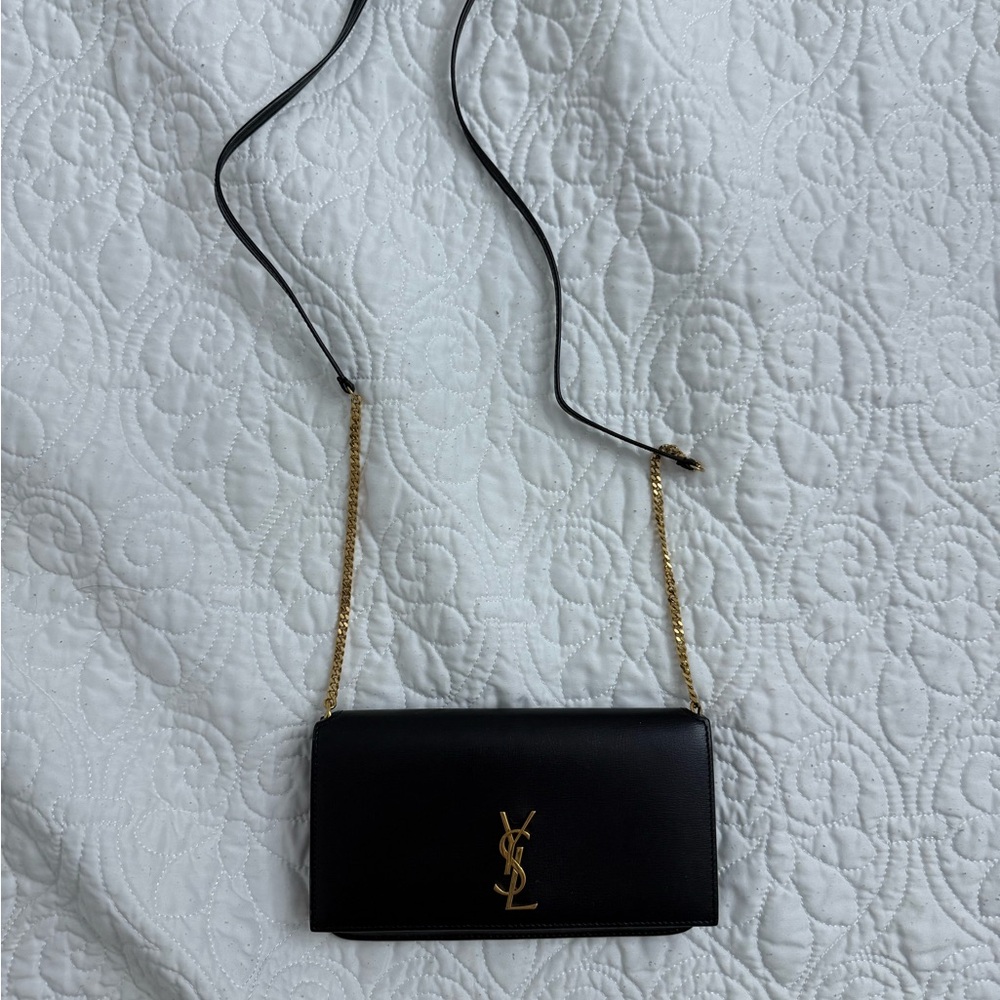 Yves Saint Laurent CASSANDRE PHONE HOLDER IN SMOOTH LEATHER